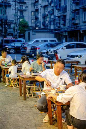 七七餃子館美食